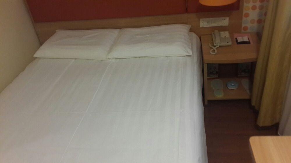 Home Inn Гуанджоу Екстериор снимка